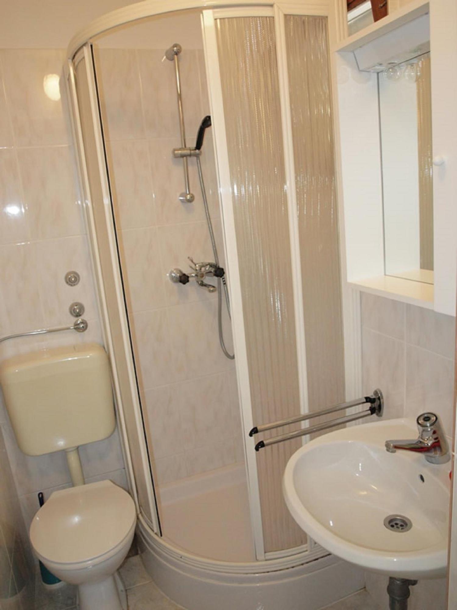 Apartments & Room Masa Starigrad Paklenica Phòng bức ảnh